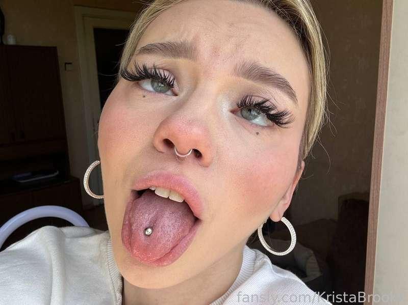 i know you like my ahegao, dont you?




#pierced #cute #natural #sweet #kawaii #uwu #teen #18 #spit #saliva