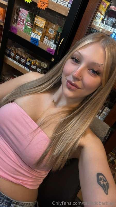 just a selfie to lighten up your day 😘