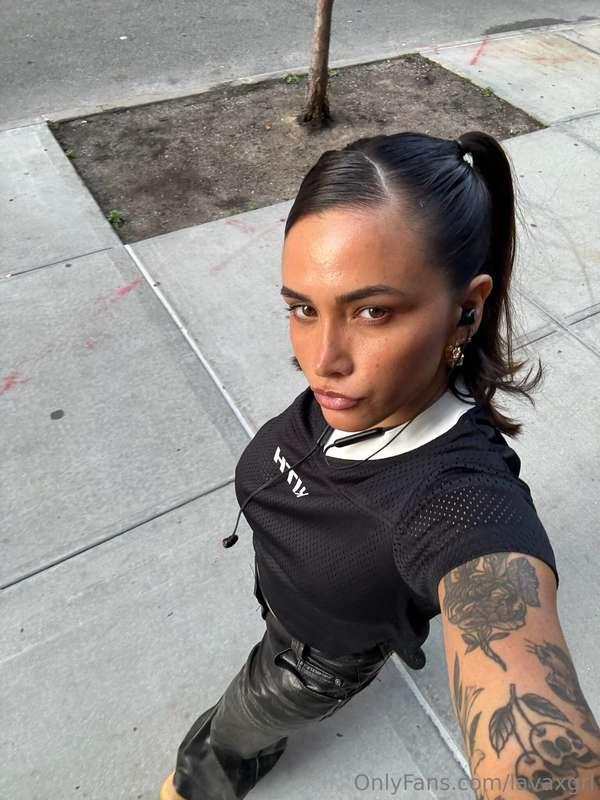 Just living 😍 NY baby 