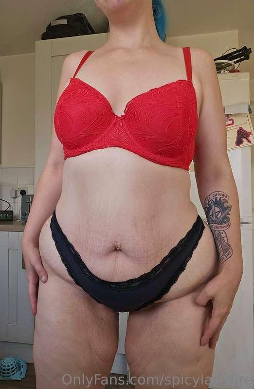 Want to sniff my Panties while you wank? 🥹😍