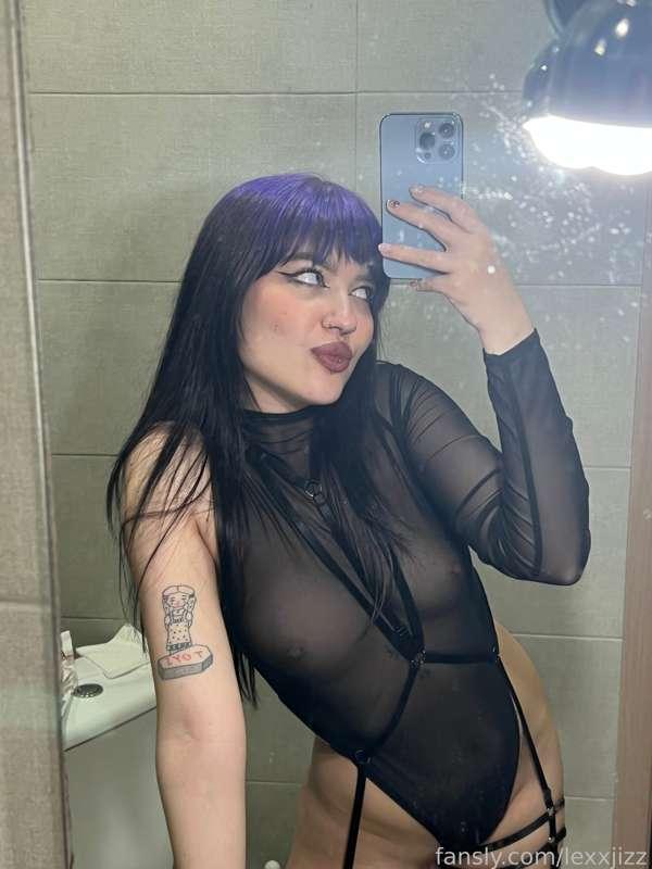ur fav goth girl is here:) 

#goth #gothgirl #gothgf #altgirl #alt #egirl #tits #boobs 