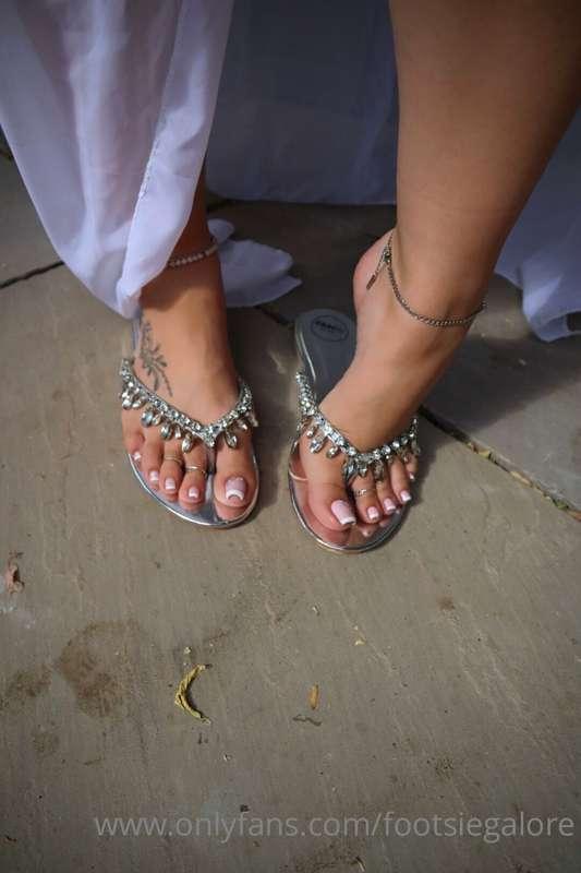 footsiegalore image #0