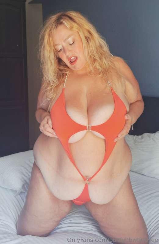 I'm about to play with myself... Wanna cum with me? x