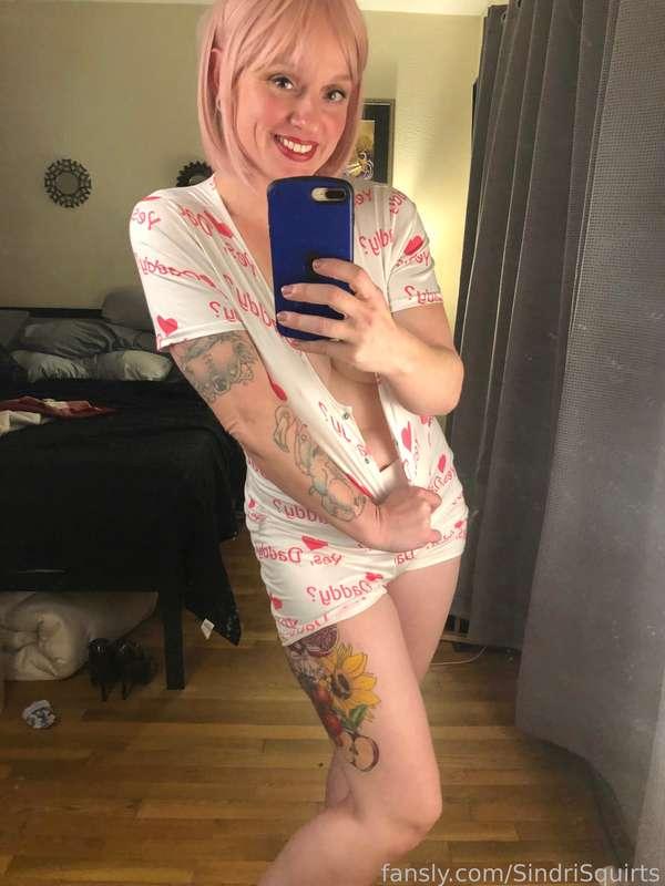 Its been a very long day...  Goodnight. xox


#boobs #tits #nipples #pussy #nude #tattoos #cougar #milf #selfie #nude
