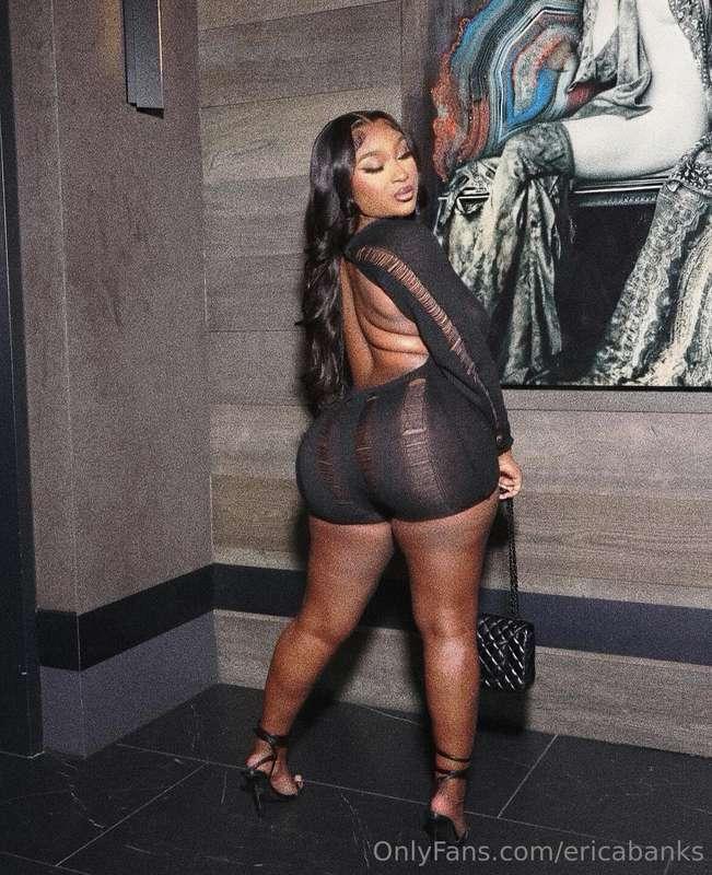 Tell me how fine I was lookin at the Grammys 📲