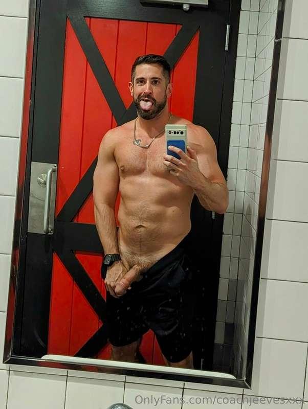 coachjeevesxxx image #0