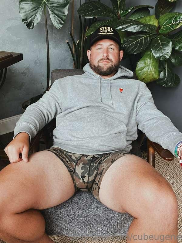 Some photos before I pumped and shoved a toy of up my ass.. ..