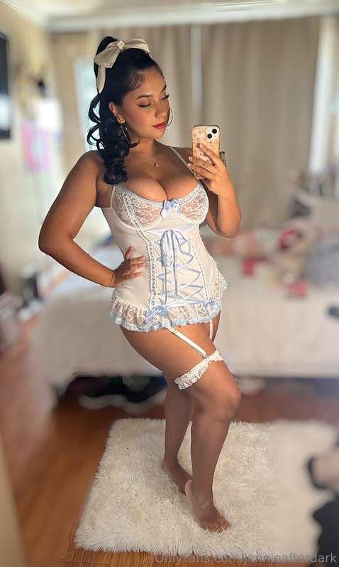 LIVESTREAM TONIGHT AT 8 PM!!! FREE TO VIEW/JOIN.Be prepared ..