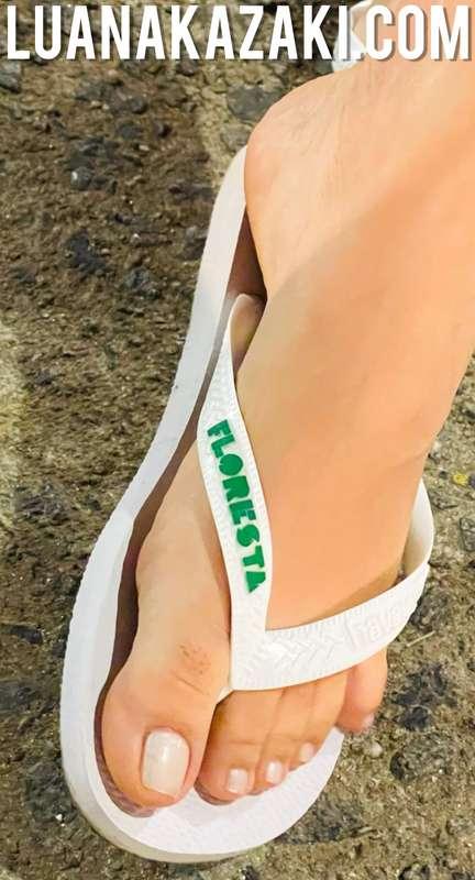 Gosto de macho que beije os meus pés!! 🦶🏻 (Foto 2)