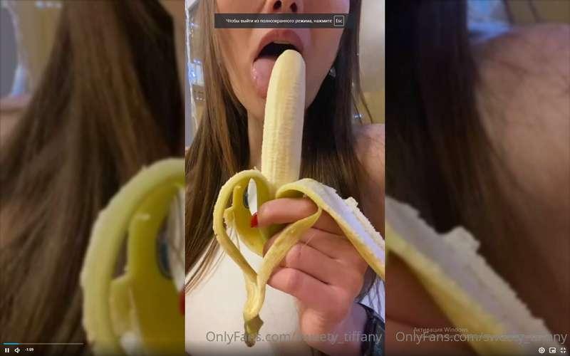 Bananas are not only a delicious fruit, but also a healthy f..