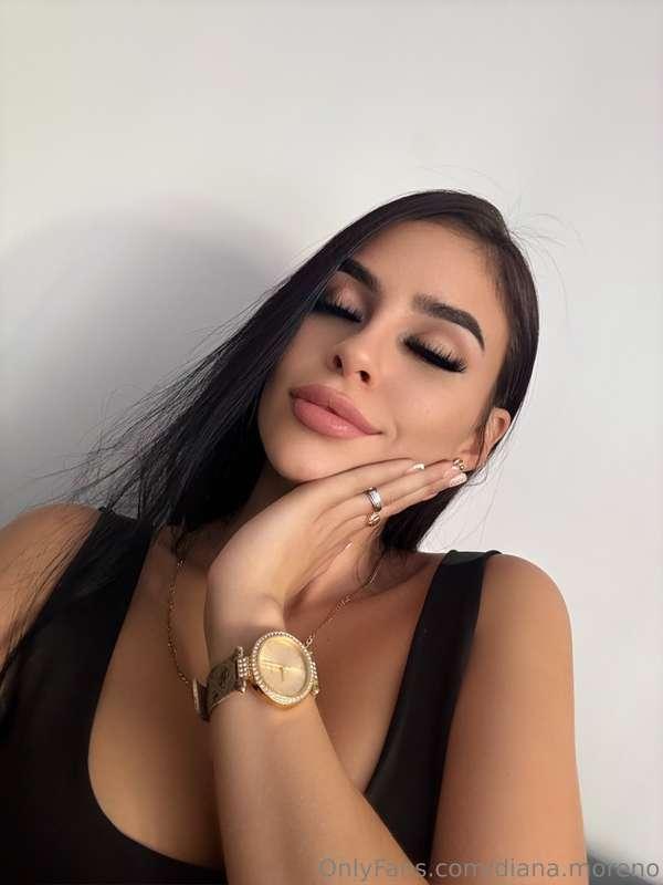 Steal my heart? Good luck, I keep it locked. 🔐💋