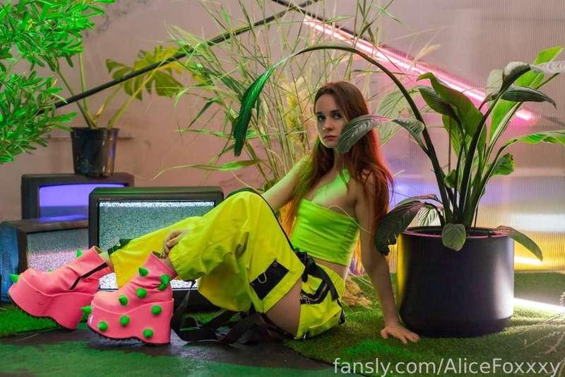 alicefoxxxy image #2