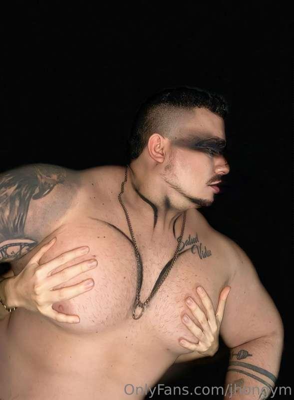 grab me with passion and lust. pamper the Viking warrior bef..