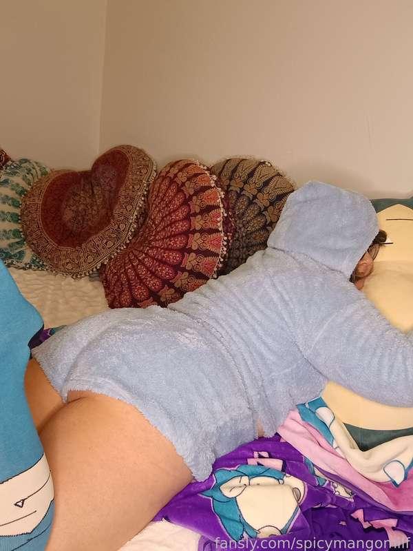 spicymangomilf image #4