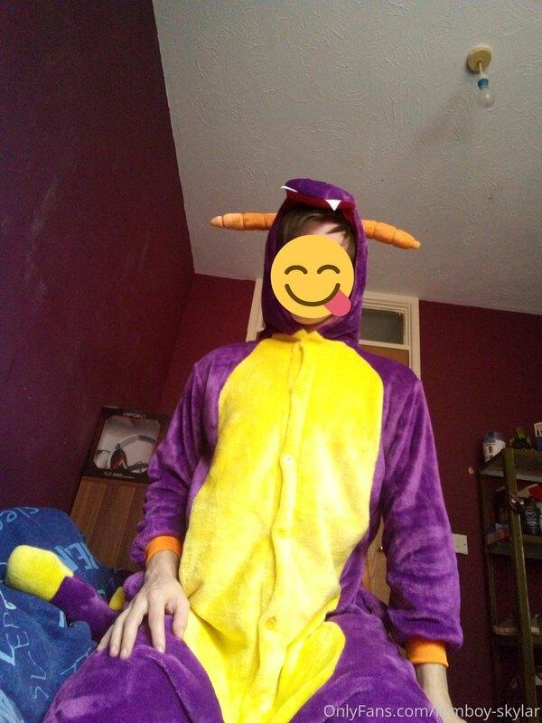 Little dragon have a bit of fun