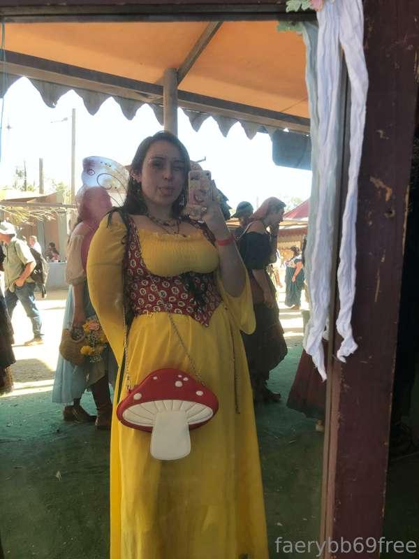 Cute little fall fae