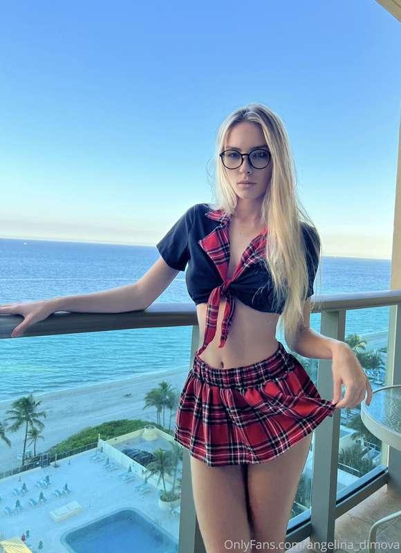 School girl vibes 😜