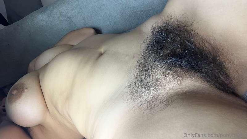 Ready to eat my hairy pussy? 🥰🫦🥵