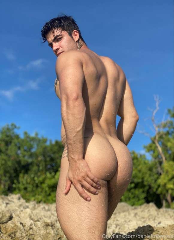 come with me 🍆