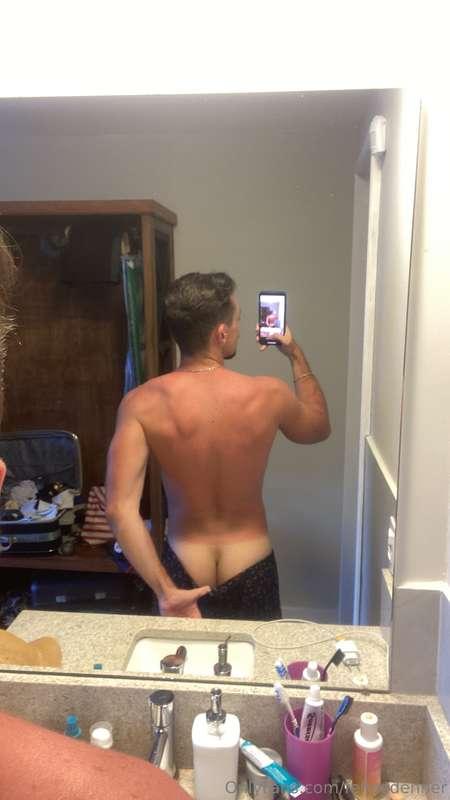 Do you like my sun mark? 🥵