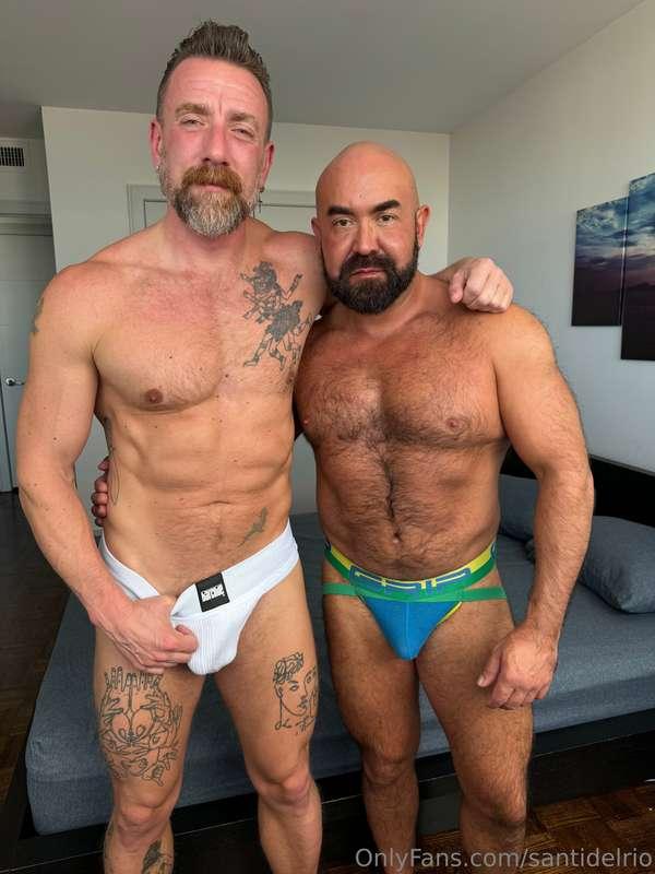 santidelrio image #7