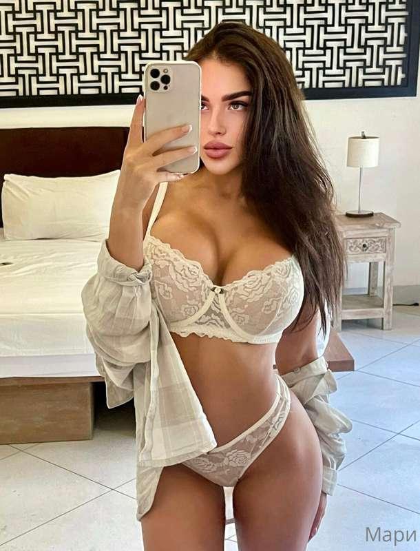 😈😈😈😈what is we are on a date and I am an hour late?🙈🙈
what w..