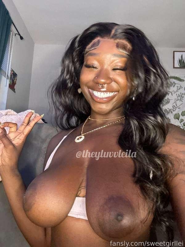 sweetgirllei image #5