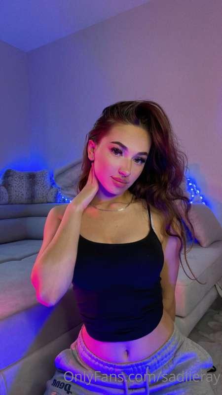 hey babe 🥰 i hope you're having a lovely day xx