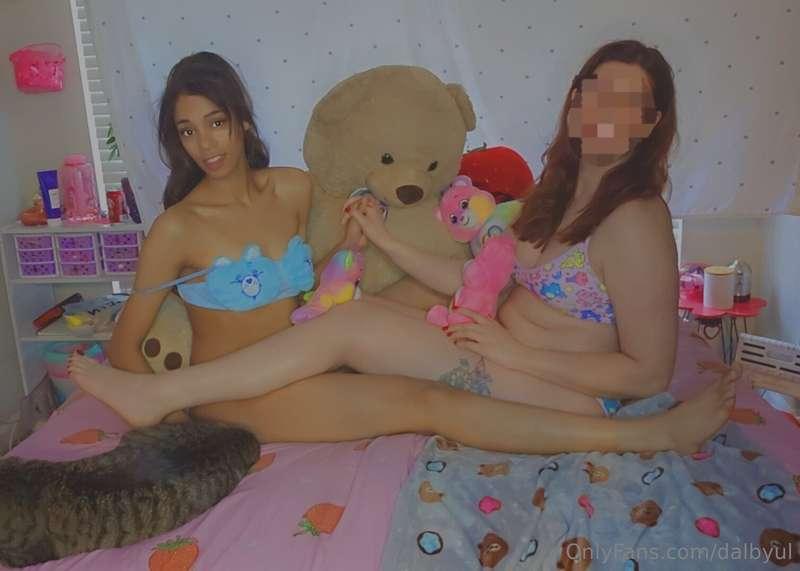 Ooh? More carebears? Come join the pack🐻 new collab set bein..