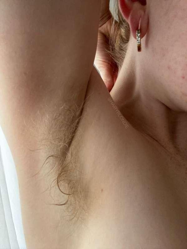 hairyblondie image #5