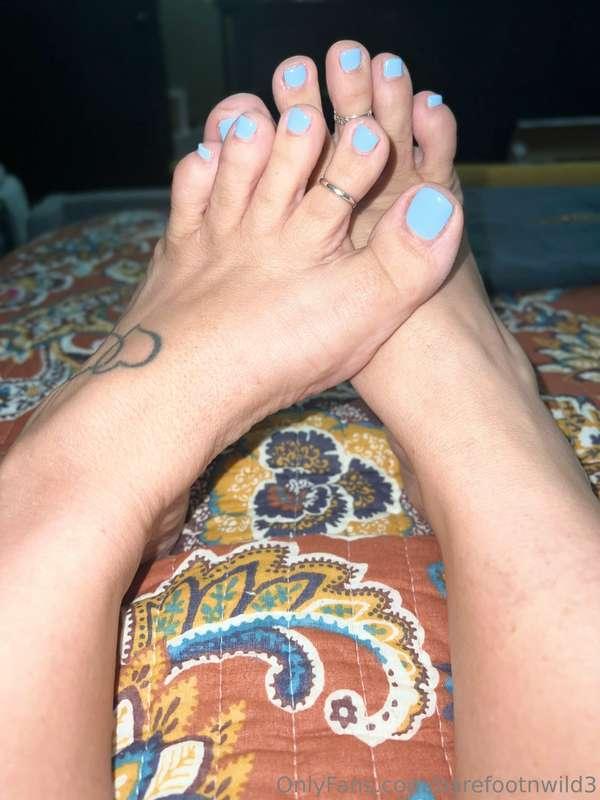 barefootnwild3 image #0
