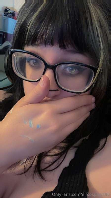 Covered in paint 😛 wanna get covered with me and make some a..
