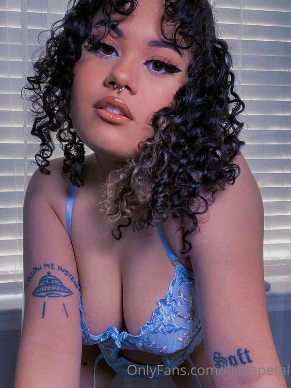 **☁️You know you wanna see me fuck this creamy pussy in this..