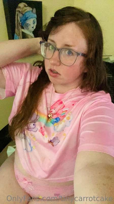 Sneaking sexy pictures while you're in the other room 🤭💕 you..