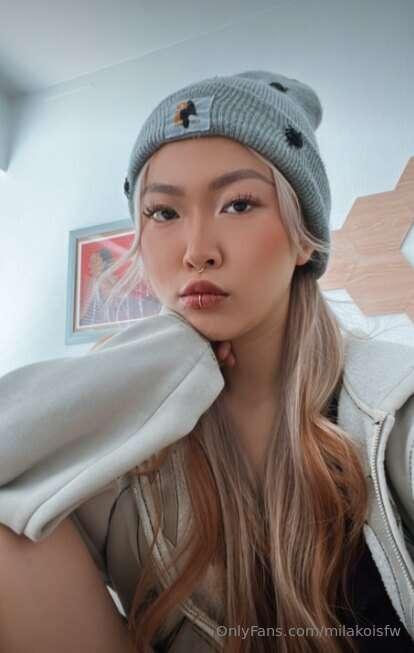 💋