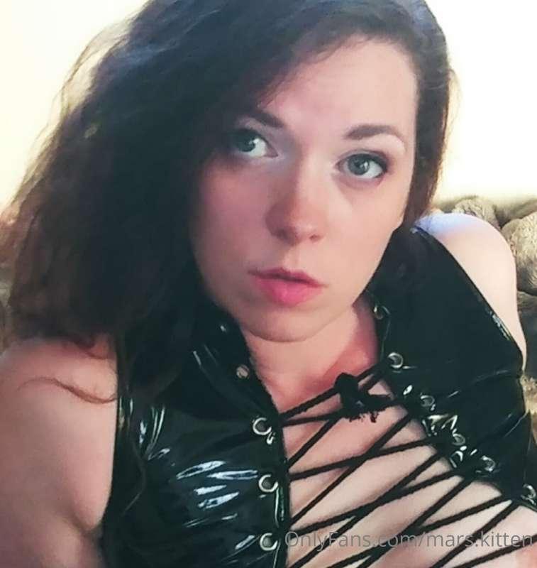 Is it Fetish Friday?
I love this latex two piece. Would you ..