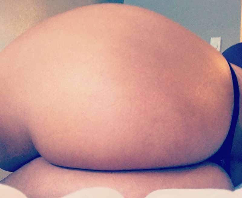Spank me? 🫦 