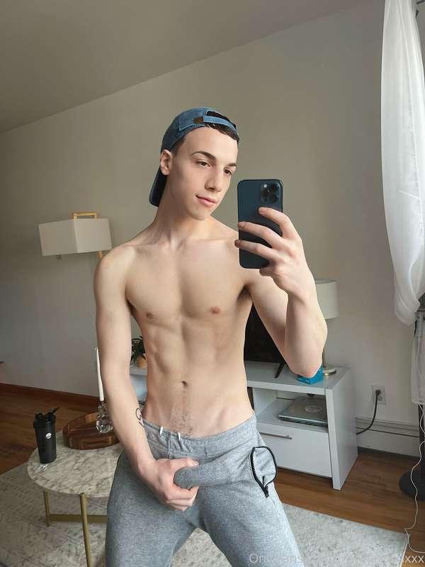 troyejacobsxxx image #2