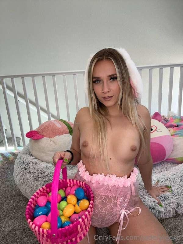 Can't wait to feel you unwrapping me this easter. 🎀