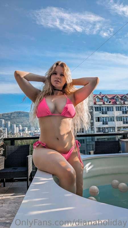 dianaholiday main image