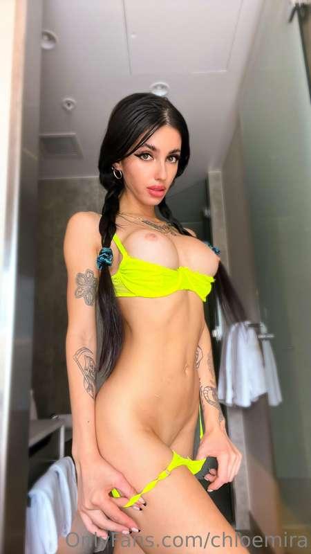 Come and fuck my titties!