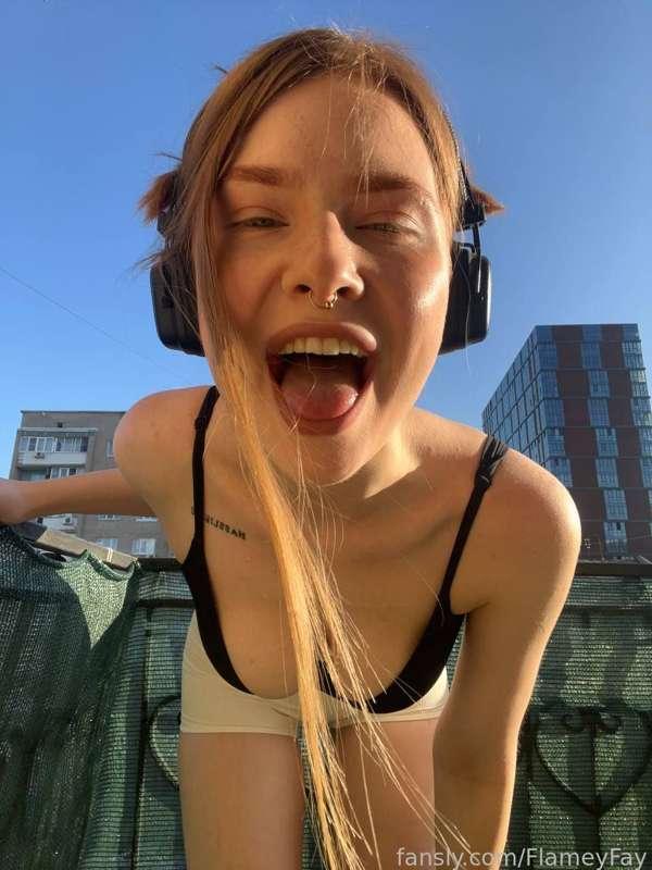 Feeling naughty on this sunny day? ☀️

✦ #teen #ginger #redhead #petite #skinny #tiny #sporty #fyp #egirl #young ✦