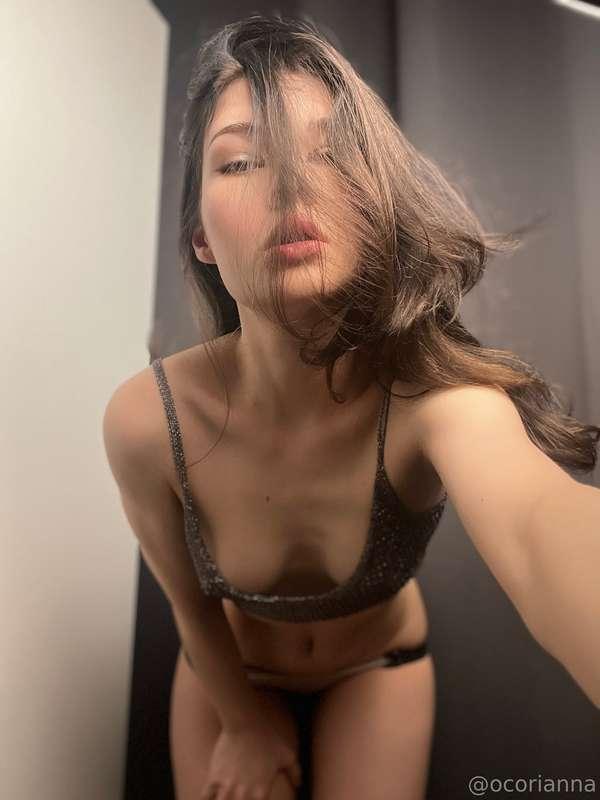 😈 dm me to chat ;))