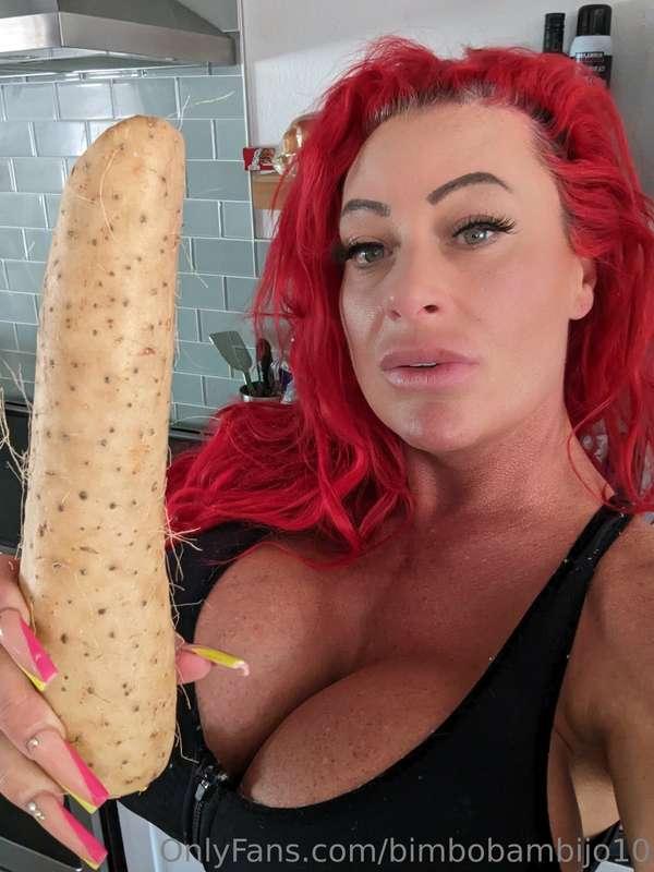 🎙️ Check your DM’s guys….🎙️. Love this pic….a girl can dream..