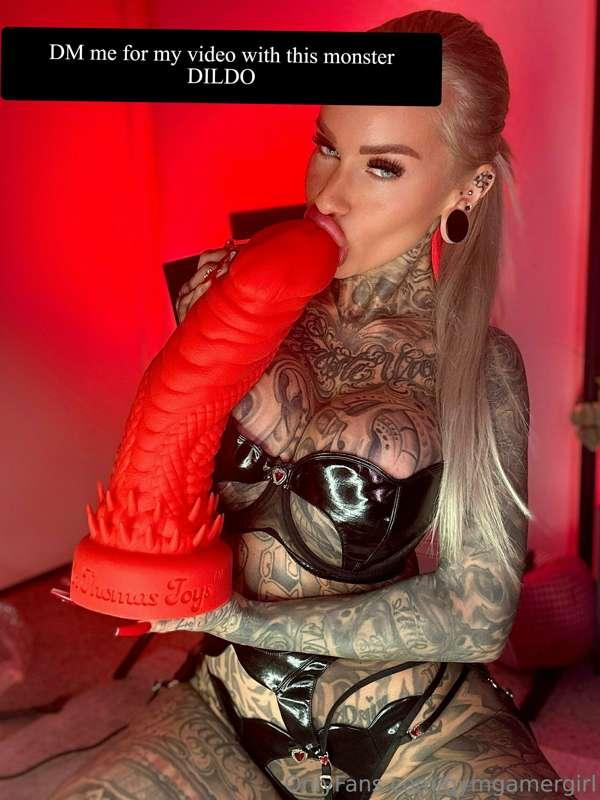 i wanna give you an unforgettable blow job. 💦💦