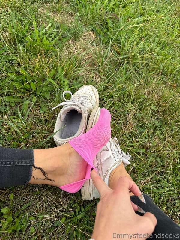 emmyfeetandsocks image #0