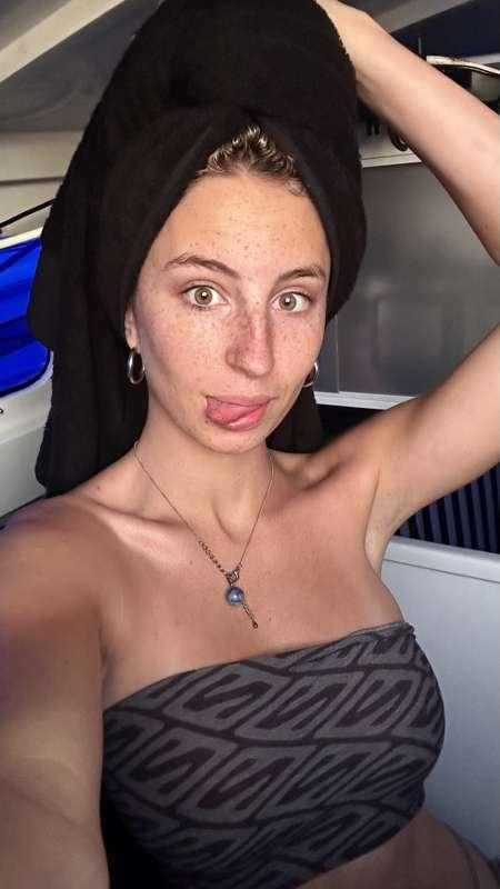 ✨