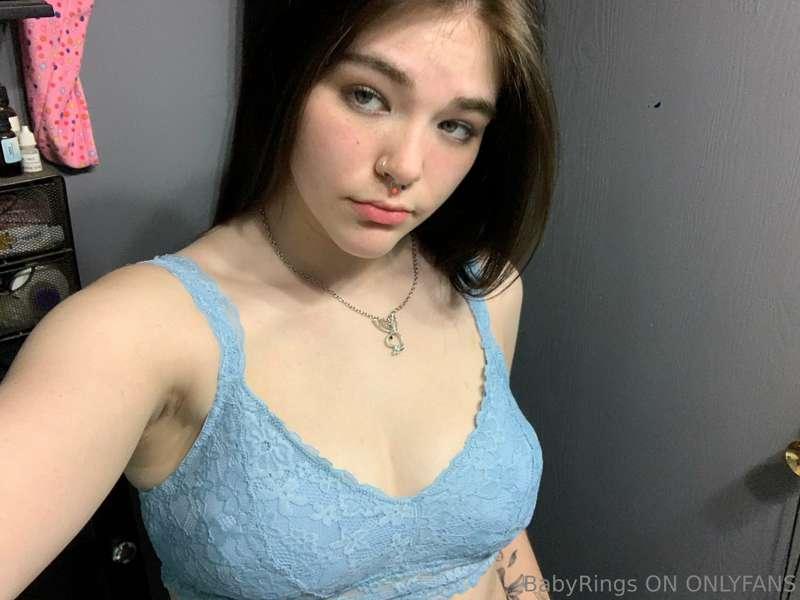 Hey Daddy! ❤️❤️
Cum Watch My Titties Bust Out Of This Lace B..