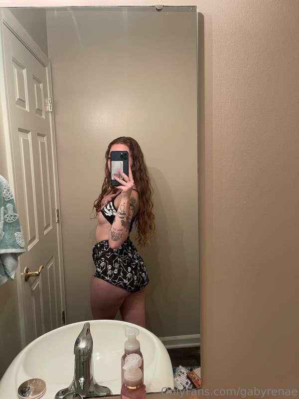 gabyrenae image #1