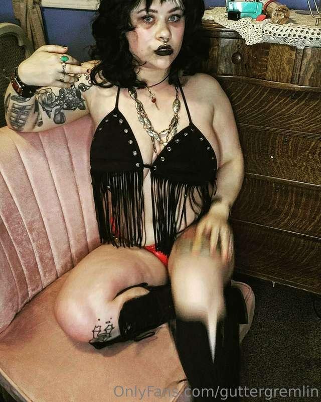 I hate needing money. Money sucks but can buy happiness.